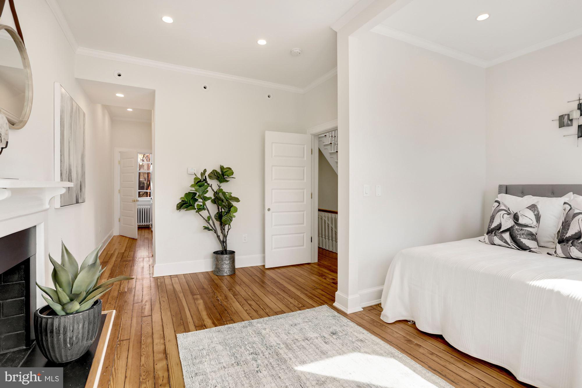 1303 R Street Northwest Washington, DC 20009 - Photo 13 of 31