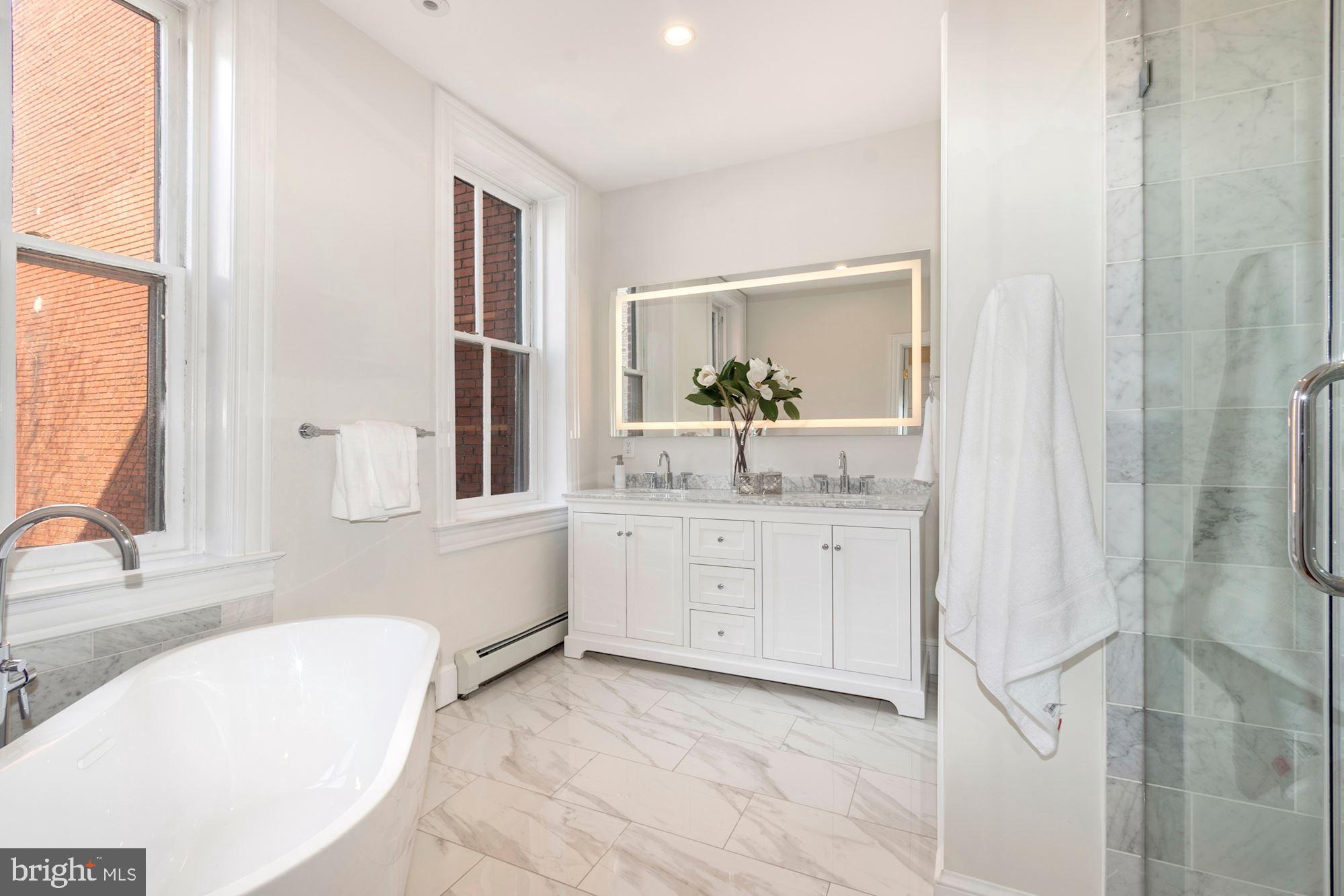 1303 R Street Northwest Washington, DC 20009 - Photo 15 of 31