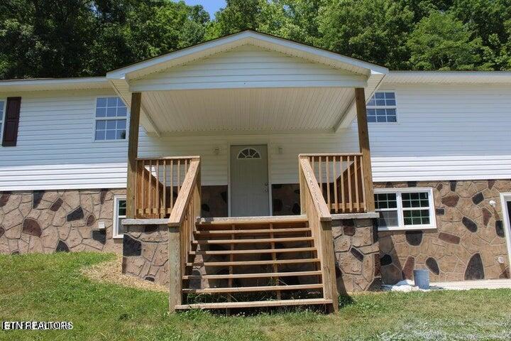 2915 Flat Hollow Road Speedwell, TN 37870 - Photo 5 of 31 5