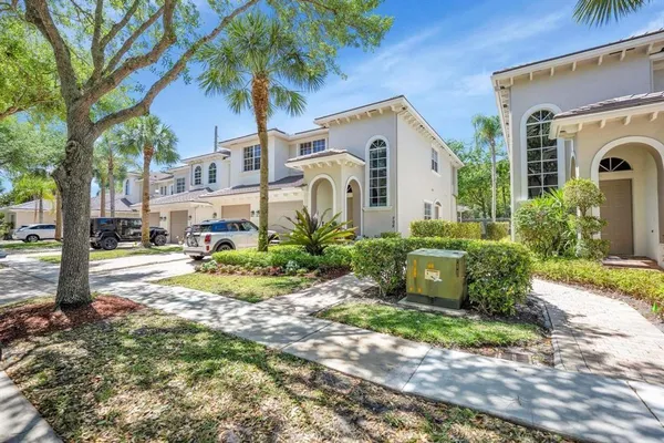 $399,000 | 6365 Bella Circle, Unit 705, Boynton Beach, FL 33437