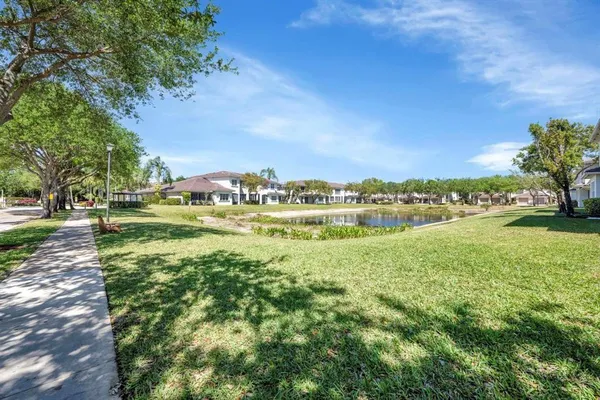 $399,000 | 6365 Bella Circle, Unit 705, Boynton Beach, FL 33437