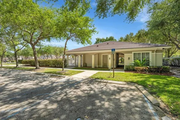 $399,000 | 6365 Bella Circle, Unit 705, Boynton Beach, FL 33437