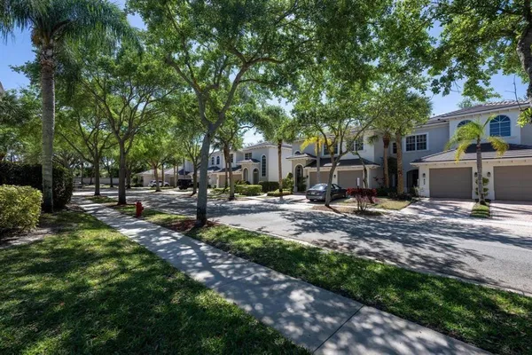 $399,000 | 6365 Bella Circle, Unit 705, Boynton Beach, FL 33437