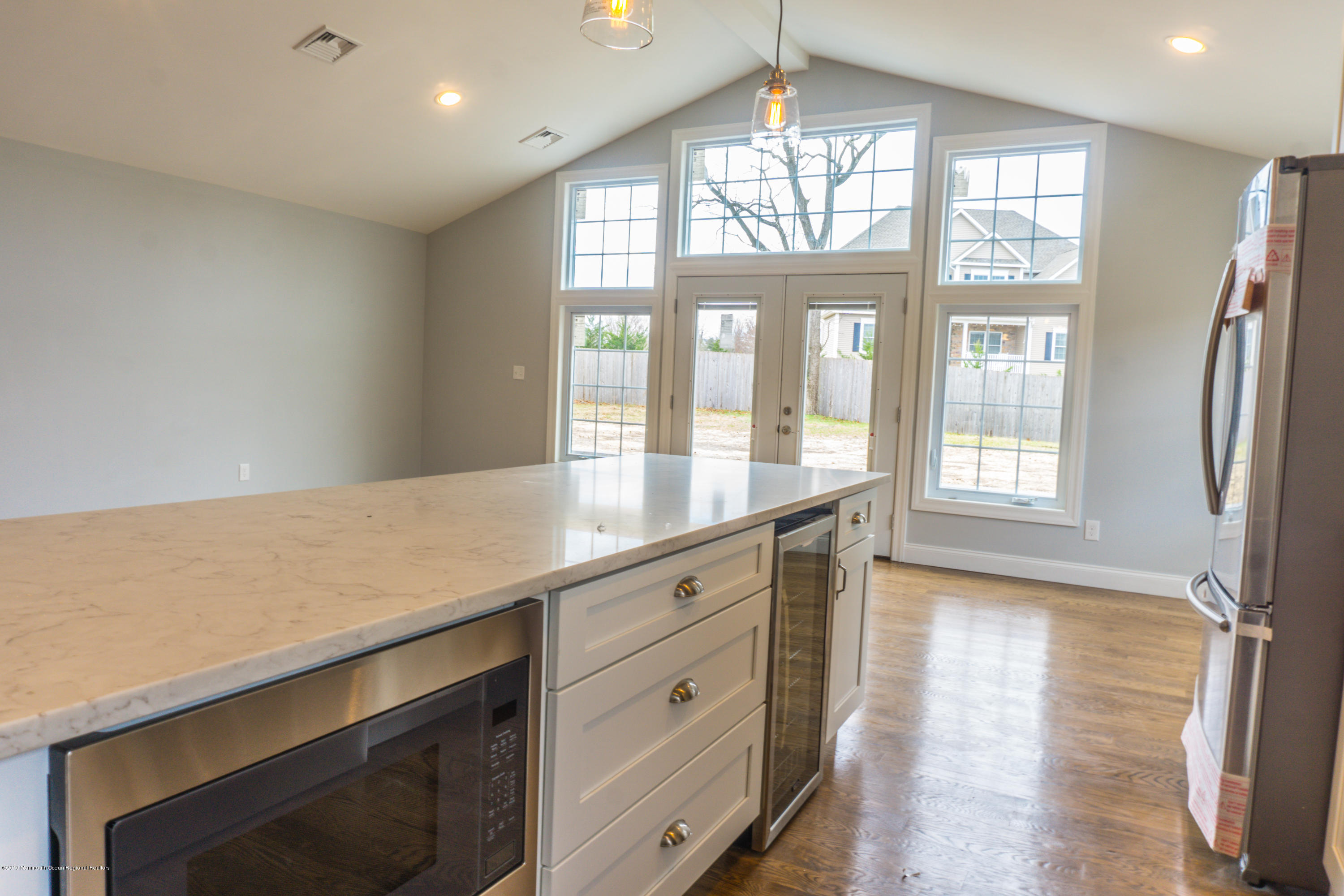 15 Thompson Grove Road Freehold, NJ 07728 - Photo 2 of 13 DSC04419