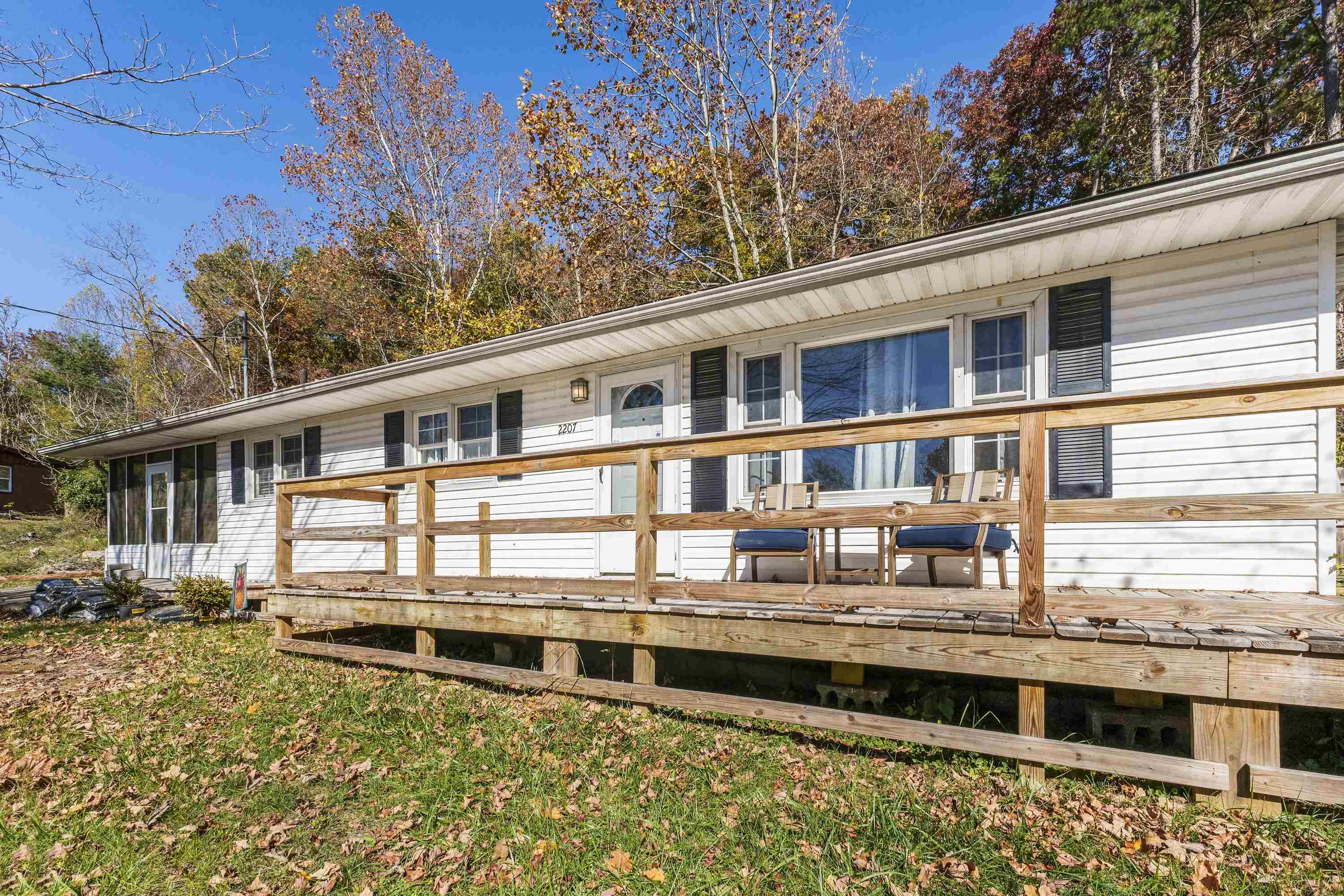 2207 Donta Road Ashland, KY 41102 - Photo 3 of 30