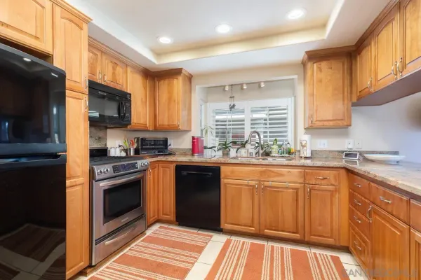 $3,050 | 5867 Mt Alifan Drive, San Diego, CA 92111