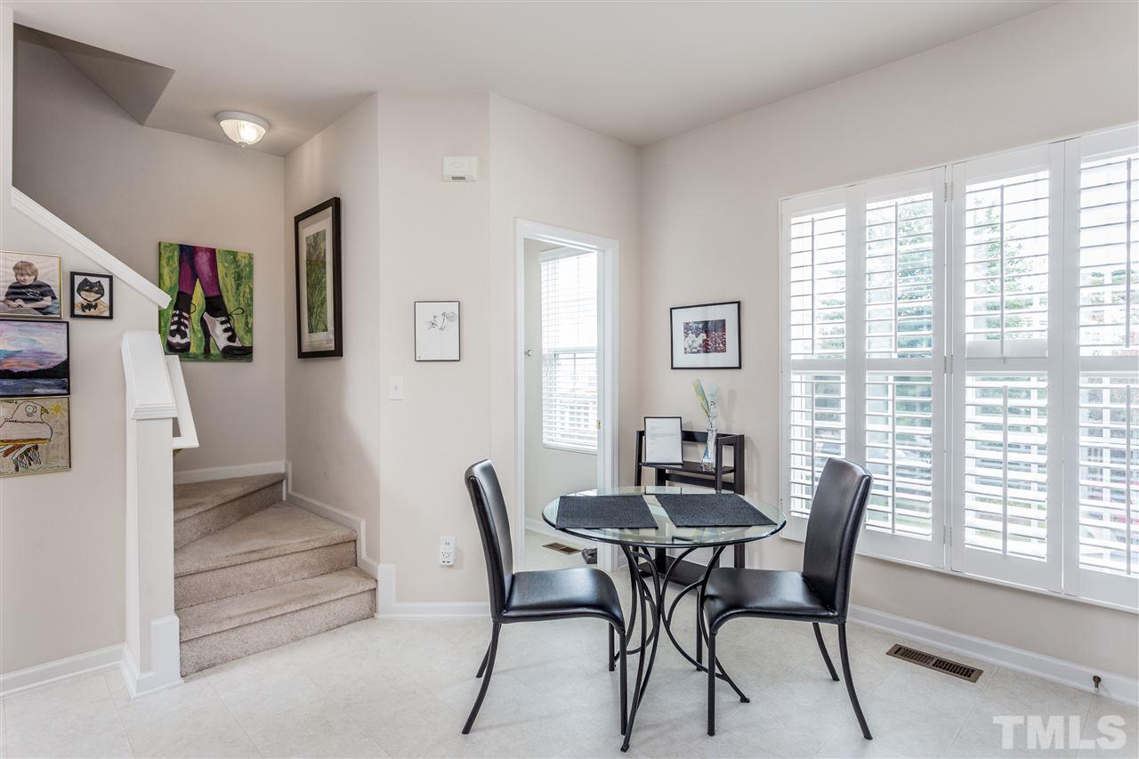 1658 Brook Fern Way Raleigh, NC 27609 - Photo 8 of 20