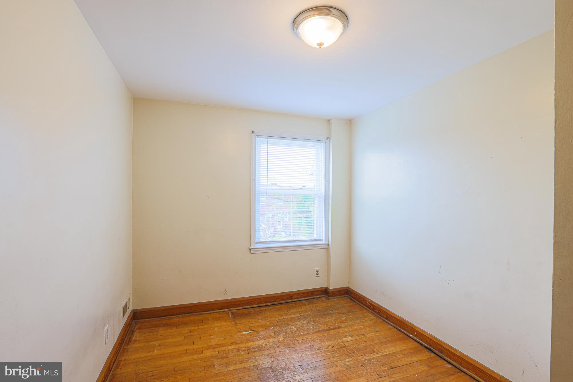 3518 Elmora Avenue Baltimore, MD 21213 - Photo 17 of 38