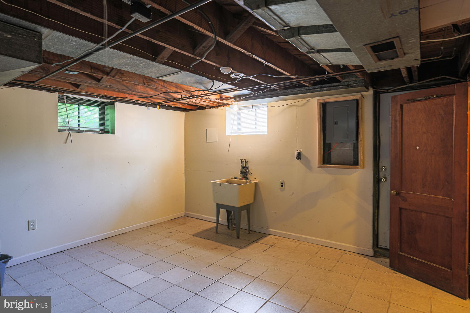 3518 Elmora Avenue Baltimore, MD 21213 - Photo 24 of 38