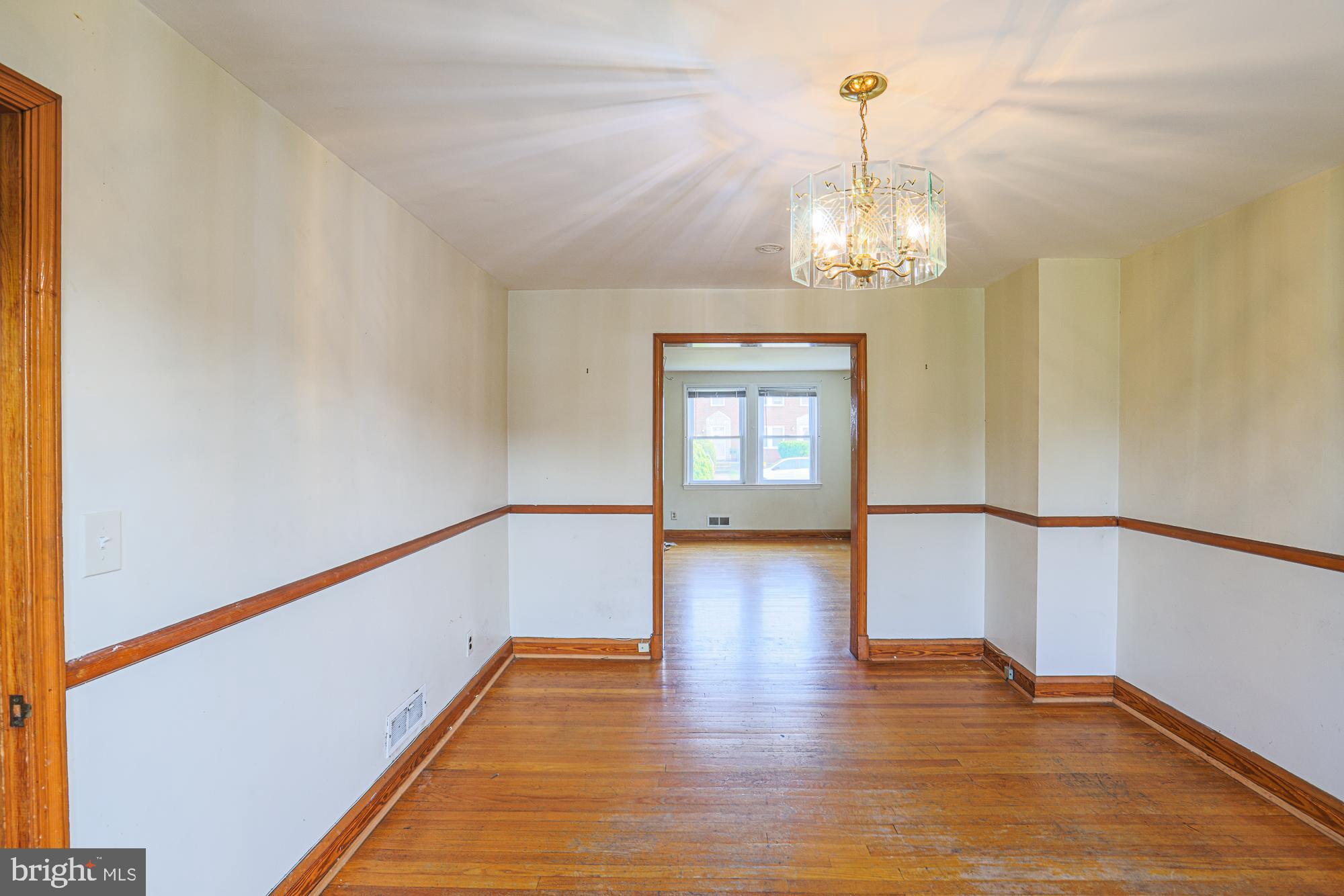 3518 Elmora Avenue Baltimore, MD 21213 - Photo 8 of 38