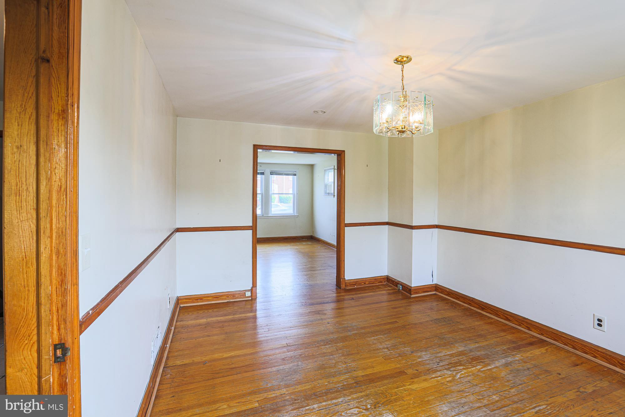 3518 Elmora Avenue Baltimore, MD 21213 - Photo 9 of 38