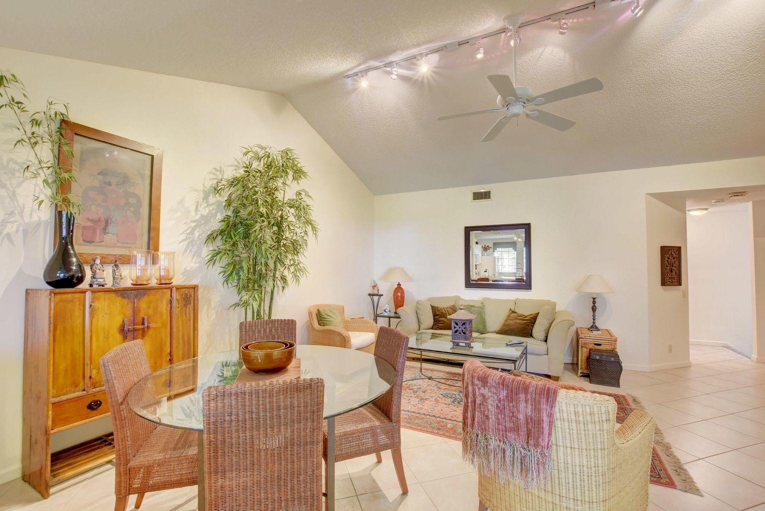 6557 Via Regina Boca Raton, FL 33433 - Photo 4 of 25 6