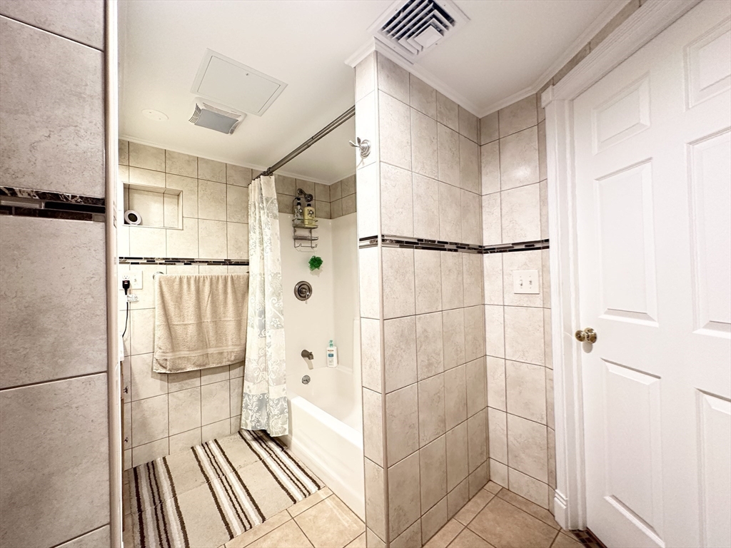 52 Dillon Street Chicopee, MA 01013 - Photo 35 of 40 Gallery Image 35