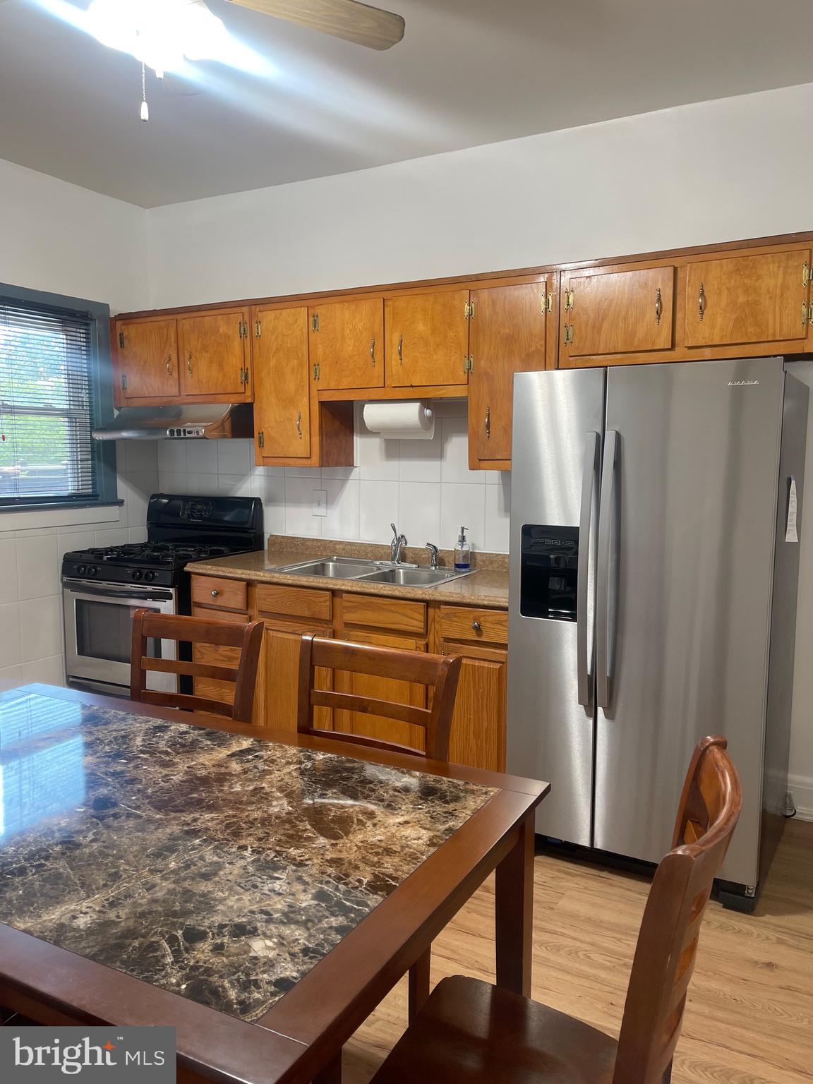 4136 Falls Road Baltimore, MD 21211 - Photo 3 of 19 Gallery Image 3