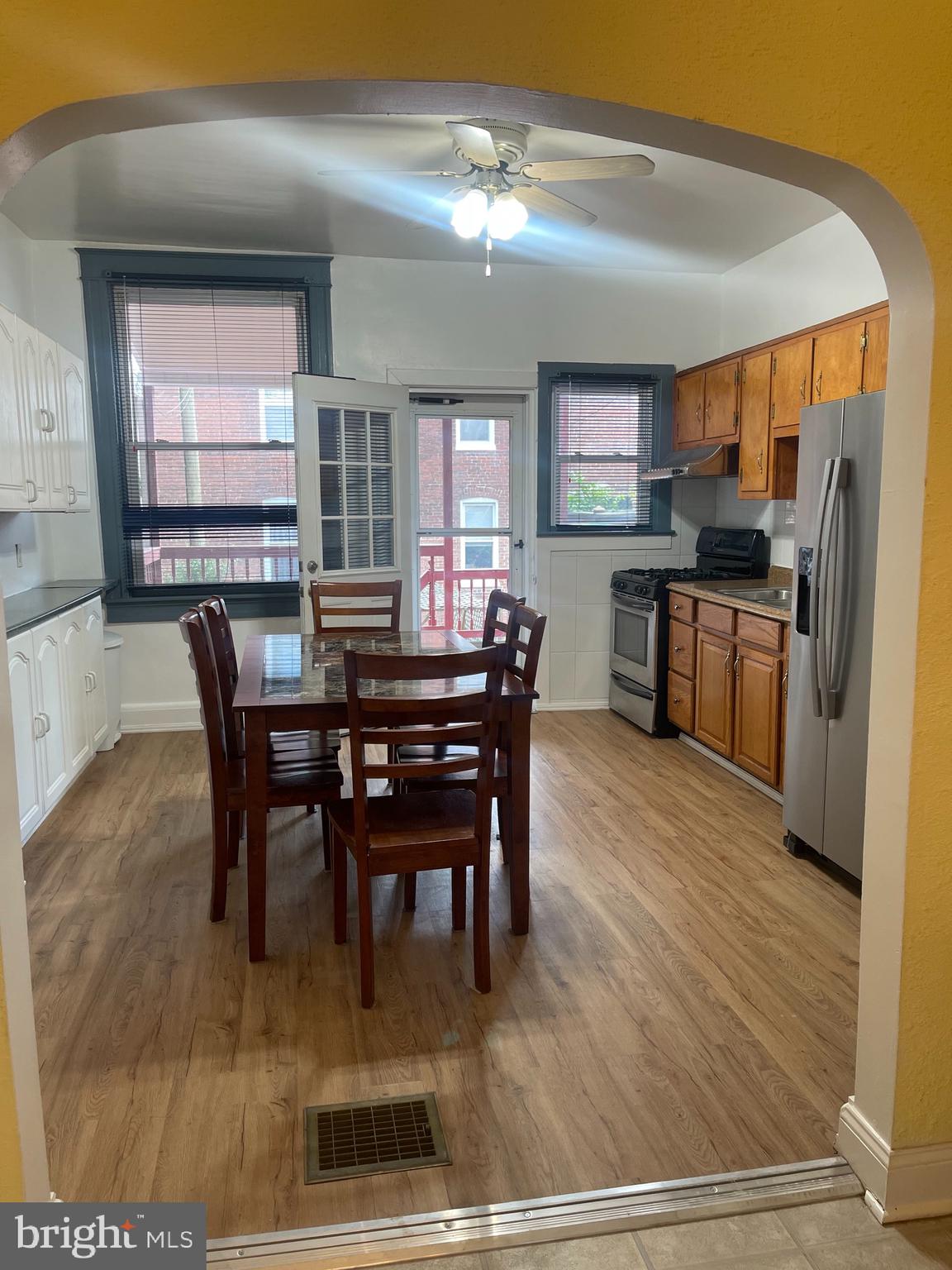 4136 Falls Road Baltimore, MD 21211 - Photo 5 of 19 Gallery Image 5