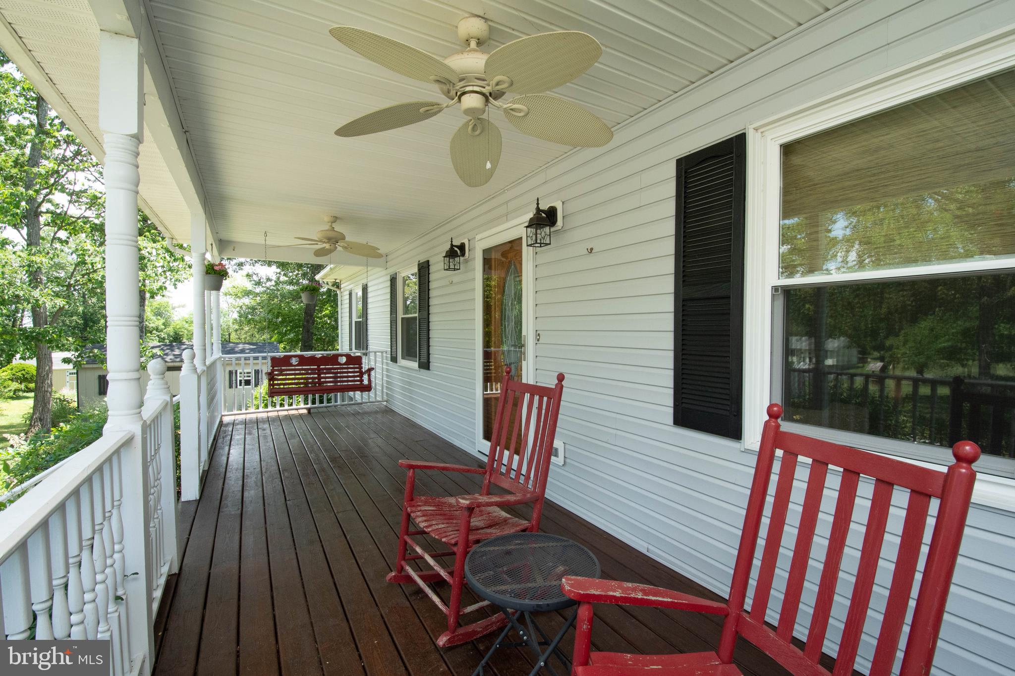 803 Lower Valley Road Strasburg, VA 22657 - Photo 5 of 34 Cozy front porch