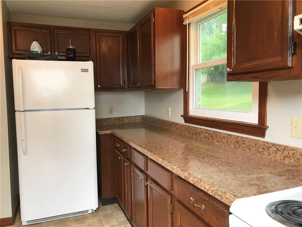306 Minerva Avenue Cumberland, RI 02864 - Photo 3 of 16