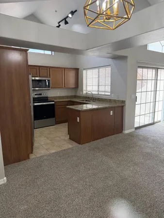 $1,700 | 2801 North Litchfield Road, Unit 18, Goodyear, AZ 85395