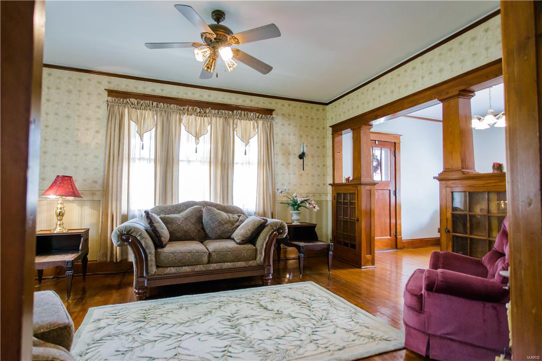 529 South Church Street Waterloo, IL 62298 - Photo 12 of 41