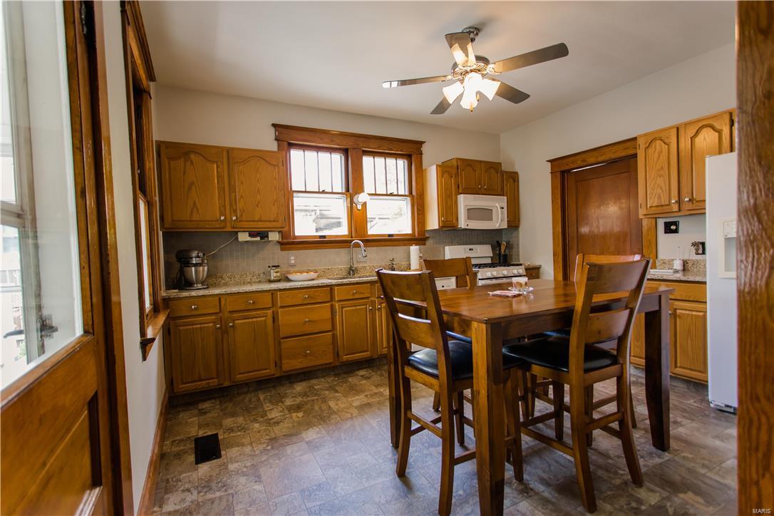 529 South Church Street Waterloo, IL 62298 - Photo 17 of 41