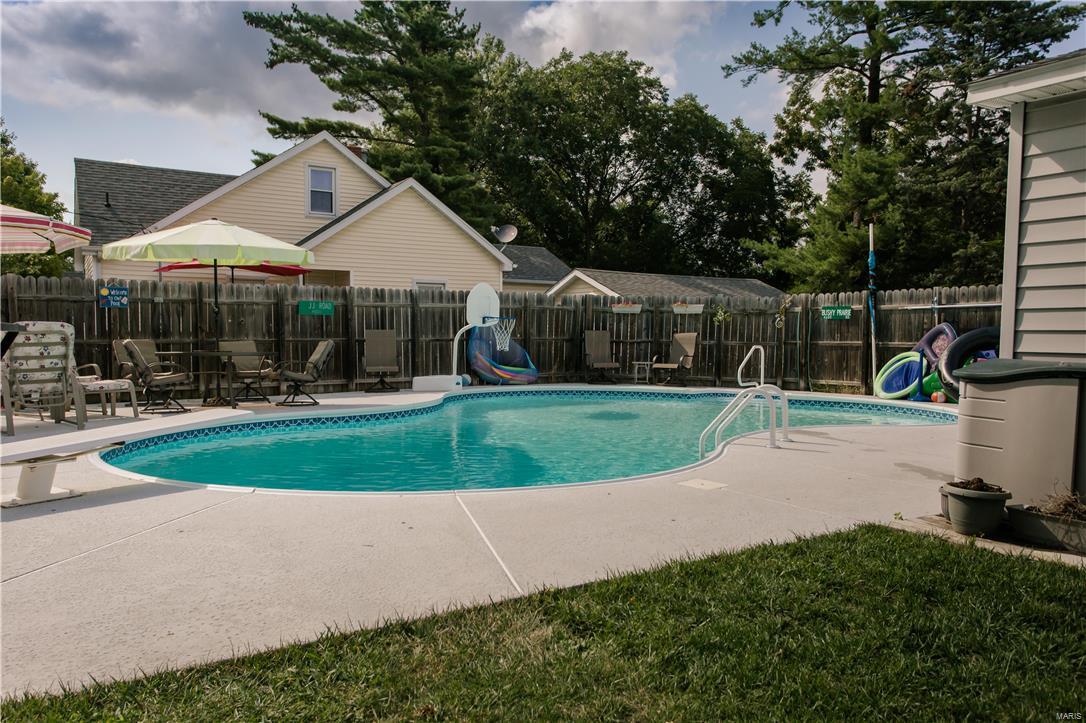 529 South Church Street Waterloo, IL 62298 - Photo 6 of 41