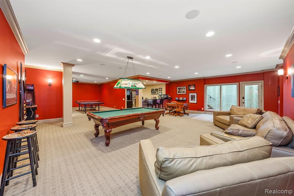 4326 Commerce Road West Bloomfield, MI 48324 - Photo 39 of 75