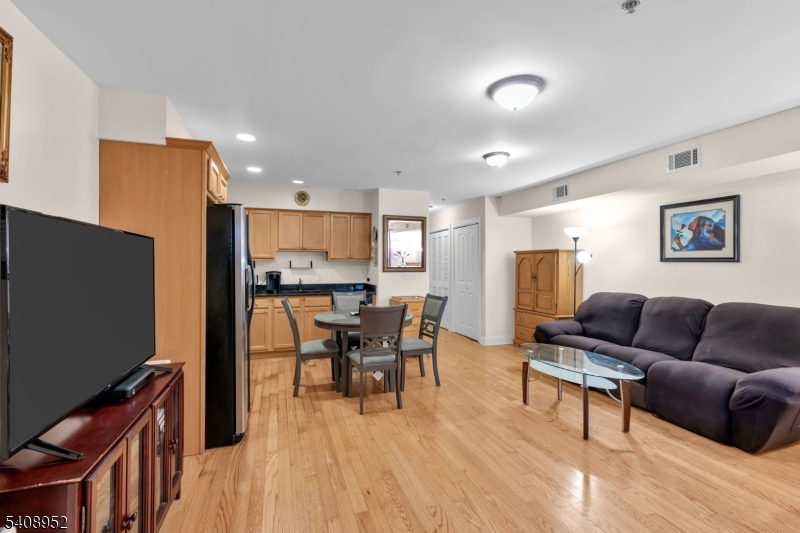 5 Maple Avenue, Unit 102 Union, NJ 07088 - Photo 9 of 24