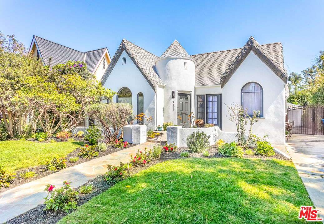 1628 South Durango Ave  