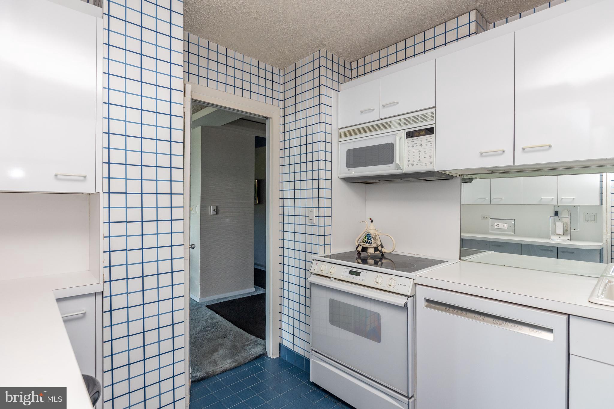 111 Hamlet Hill Road, Unit 1104 Baltimore, MD 21210 - Photo 14 of 26 Gallery Image 14