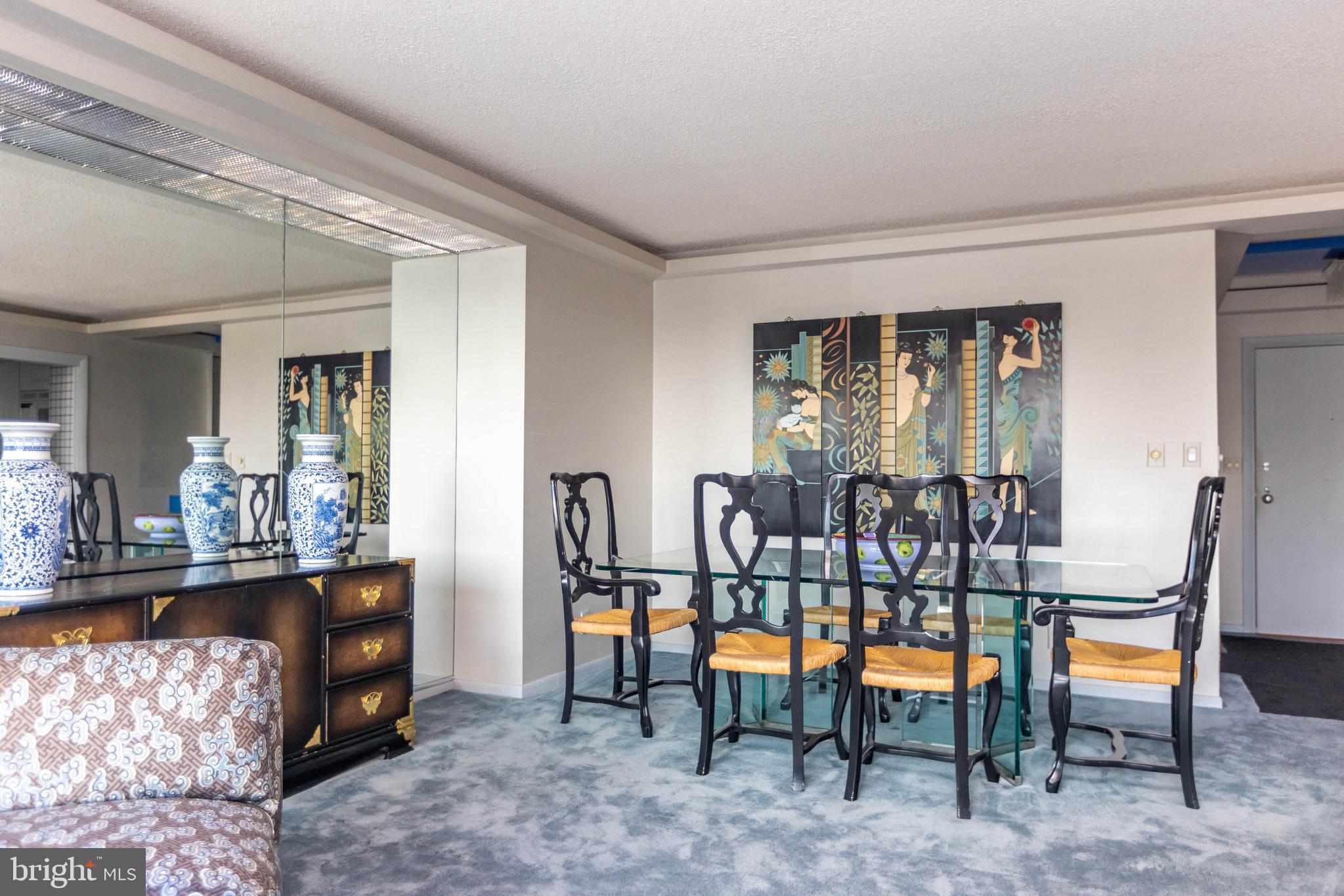 111 Hamlet Hill Road, Unit 1104 Baltimore, MD 21210 - Photo 4 of 26 Dining area