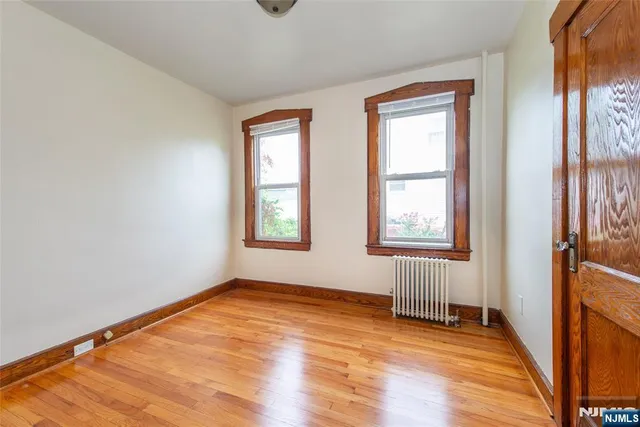 $2,400 | 59 Falmouth Avenue, Elmwood Park, NJ 07407