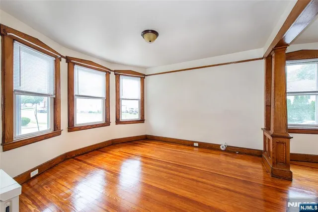 $2,400 | 59 Falmouth Avenue, Elmwood Park, NJ 07407