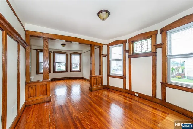 $2,400 | 59 Falmouth Avenue, Elmwood Park, NJ 07407