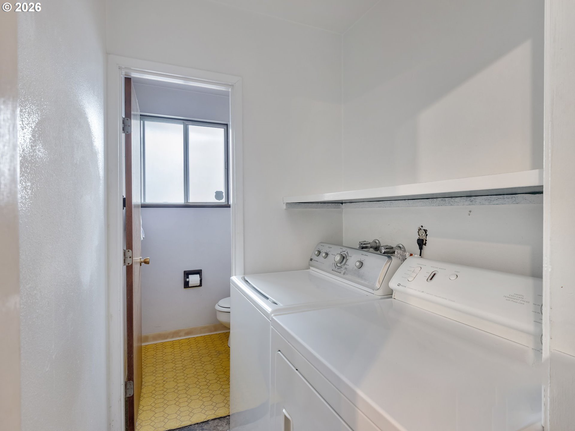 1033 Northeast 178th Avenue Portland, OR 97230 - Photo 22 of 29 a bathroom with a sink and a tub