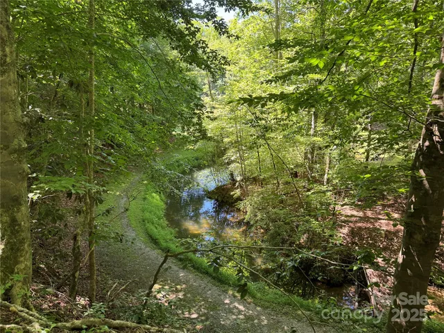 $399,000 | Tbd Tsiya Court, Brevard, NC 28712