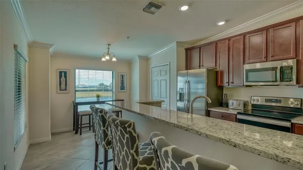 $6,500 | 5624 Palmer Circle, Unit 203, Bradenton, FL 34211
