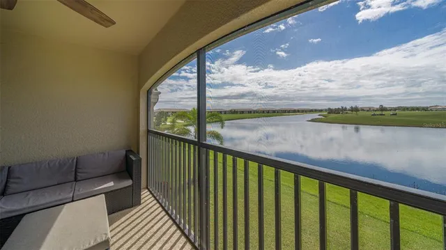 $6,500 | 5624 Palmer Circle, Unit 203, Bradenton, FL 34211