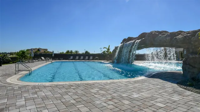 $6,500 | 5624 Palmer Circle, Unit 203, Bradenton, FL 34211