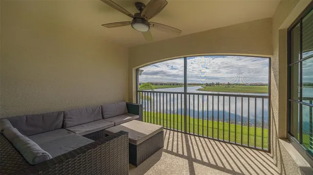 $6,500 | 5624 Palmer Circle, Unit 203, Bradenton, FL 34211