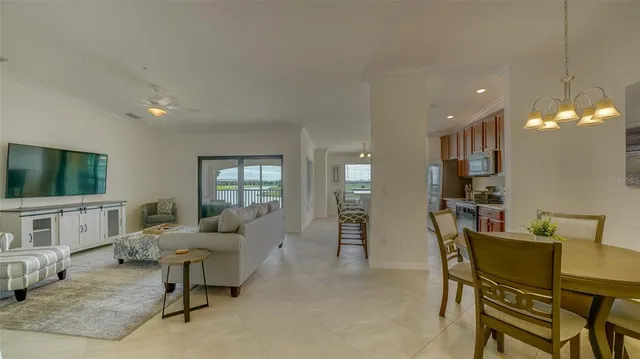 $6,500 | 5624 Palmer Circle, Unit 203, Bradenton, FL 34211