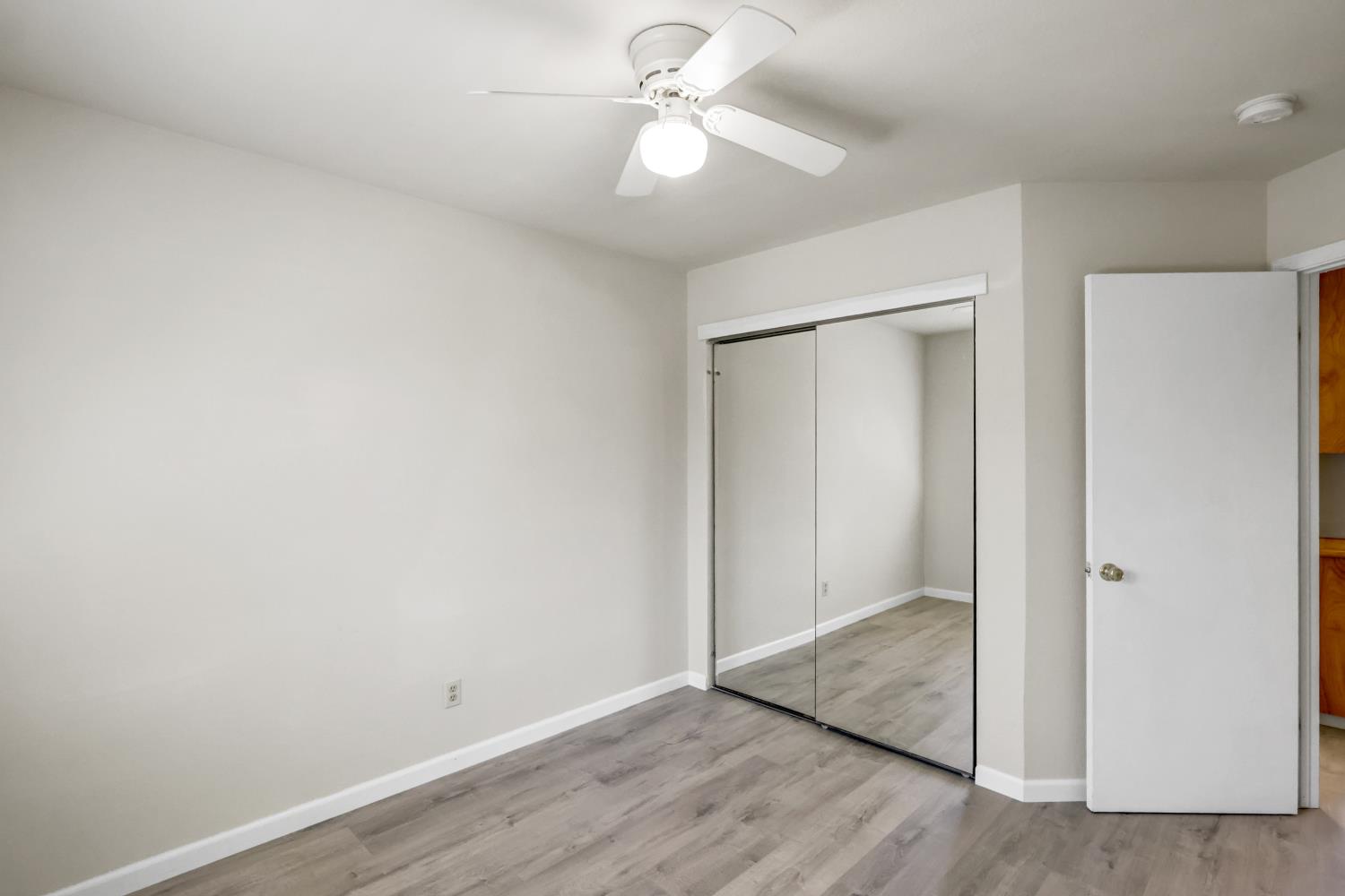 6932 Springmont Drive Elk Grove, CA 95758 - Photo 35 of 47