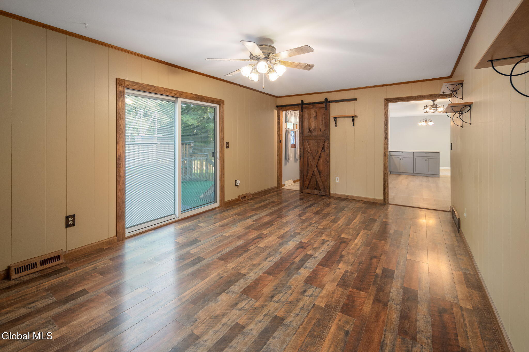 217 Shereen Court Schenectady, NY 12304 - Photo 18 of 45 18-217ShereenCt_int_13