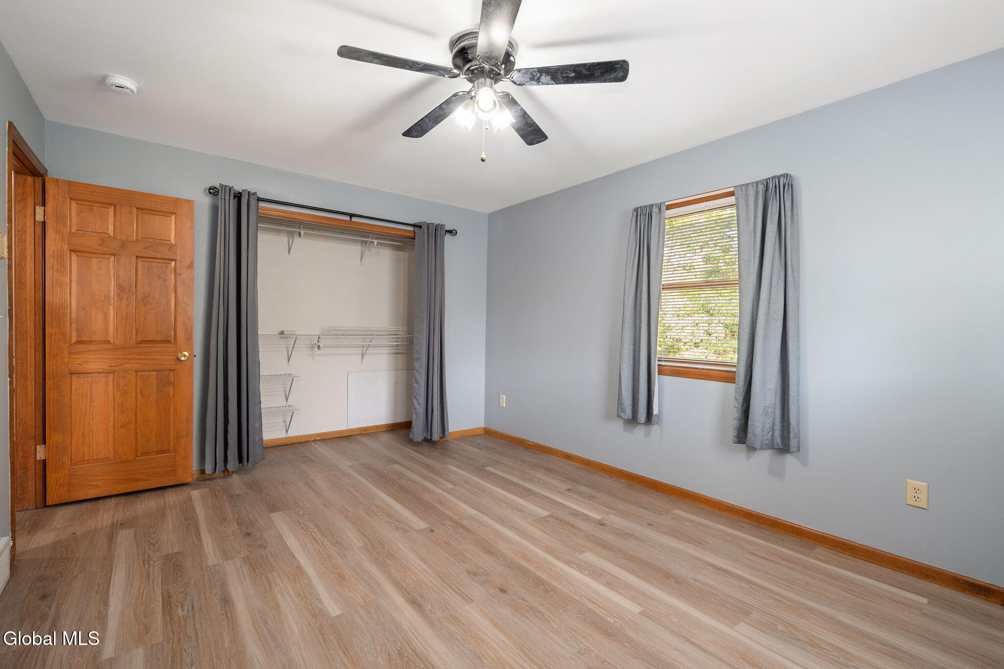 217 Shereen Court Schenectady, NY 12304 - Photo 23 of 45 24-217ShereenCt_int_19