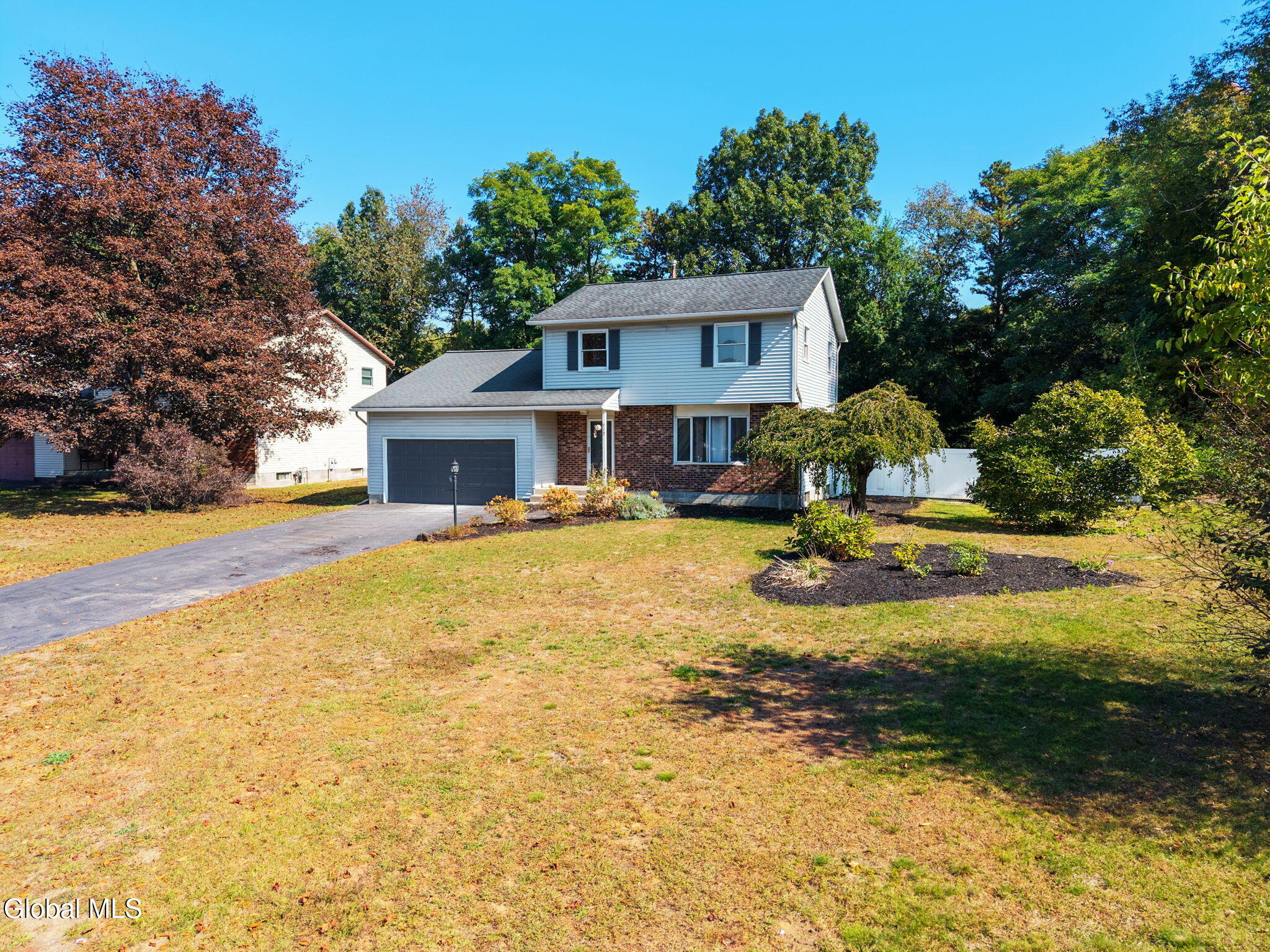 217 Shereen Court Schenectady, NY 12304 - Photo 43 of 45 46-217ShereenCt_15