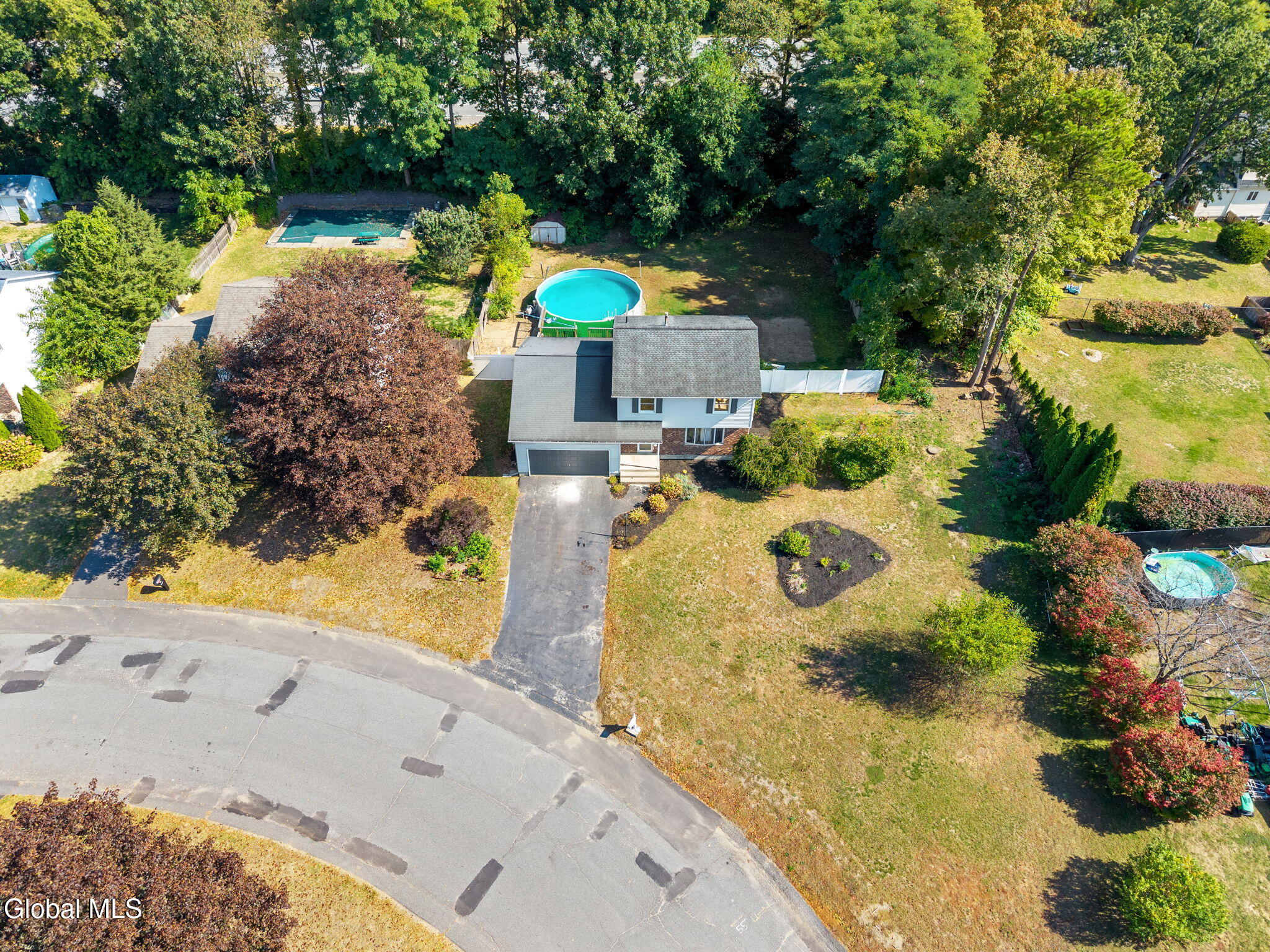 217 Shereen Court Schenectady, NY 12304 - Photo 44 of 45 47-217ShereenCt_16