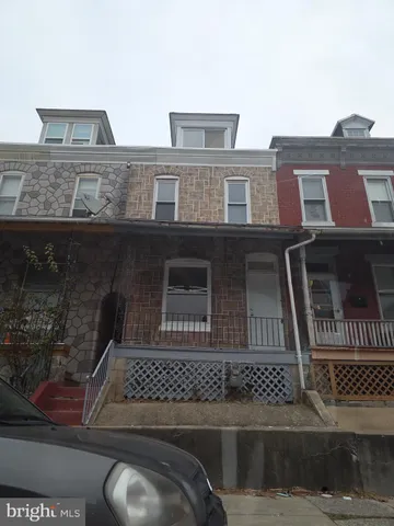 $1,675 | 521 Birch Street, Reading, PA 19604