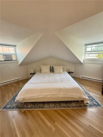 $3,200 | 75 Pelham Street, Unit D, Newport, RI 02840