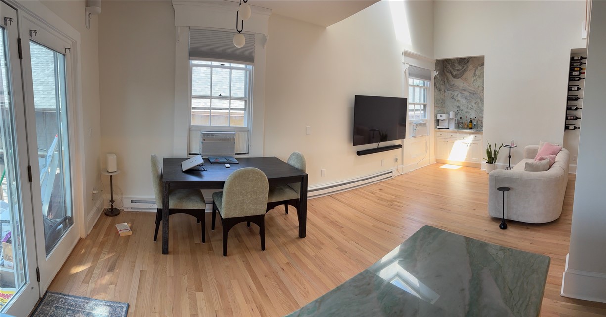 75 Pelham Street, Unit D Newport, RI 02840 - Photo 5 of 17