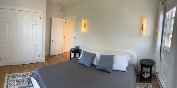 $3,200 | 75 Pelham Street, Unit D, Newport, RI 02840