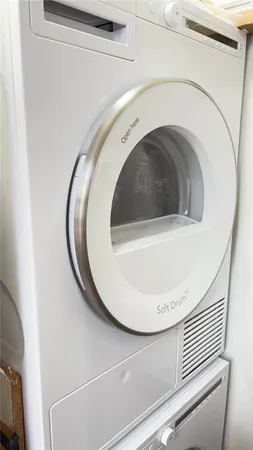 $3,200 | 75 Pelham Street, Unit D, Newport, RI 02840